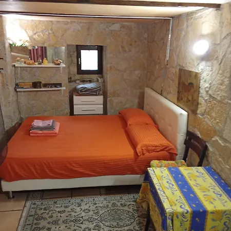 Menton.studio * Mentone